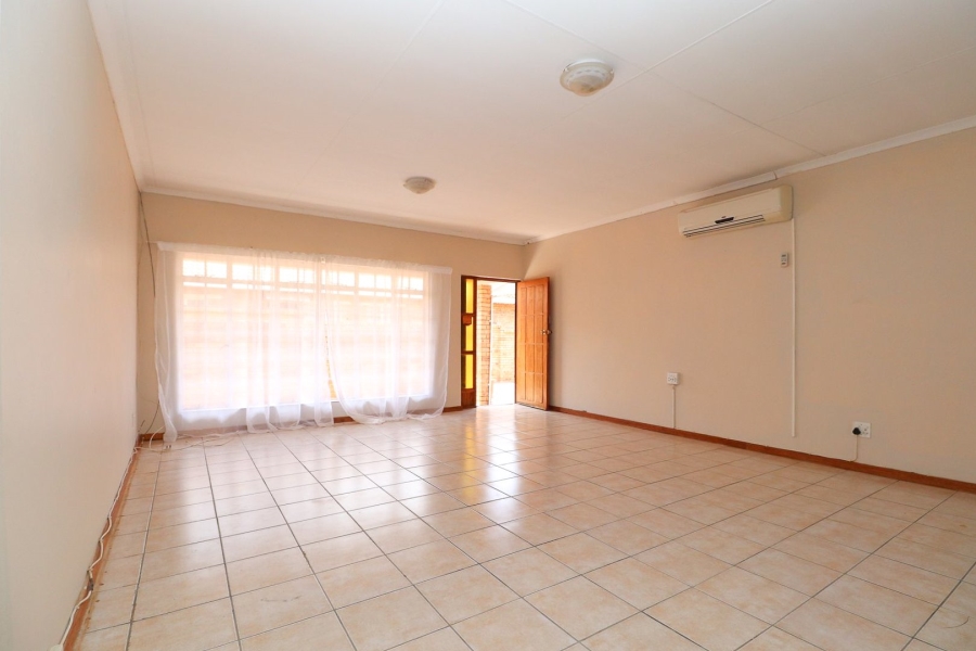 3 Bedroom Property for Sale in Oudorp North West